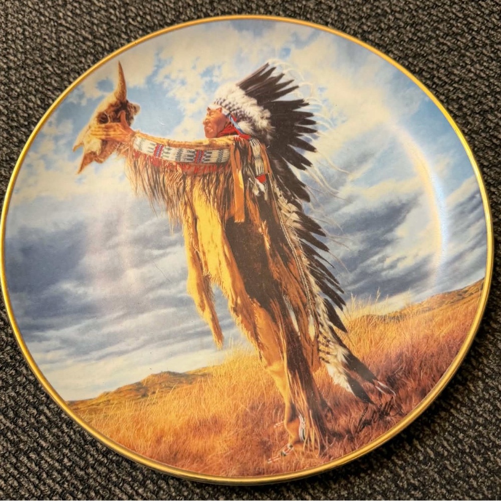 Decorative Native American Tribute Plate - Gold Rim, Multicolor